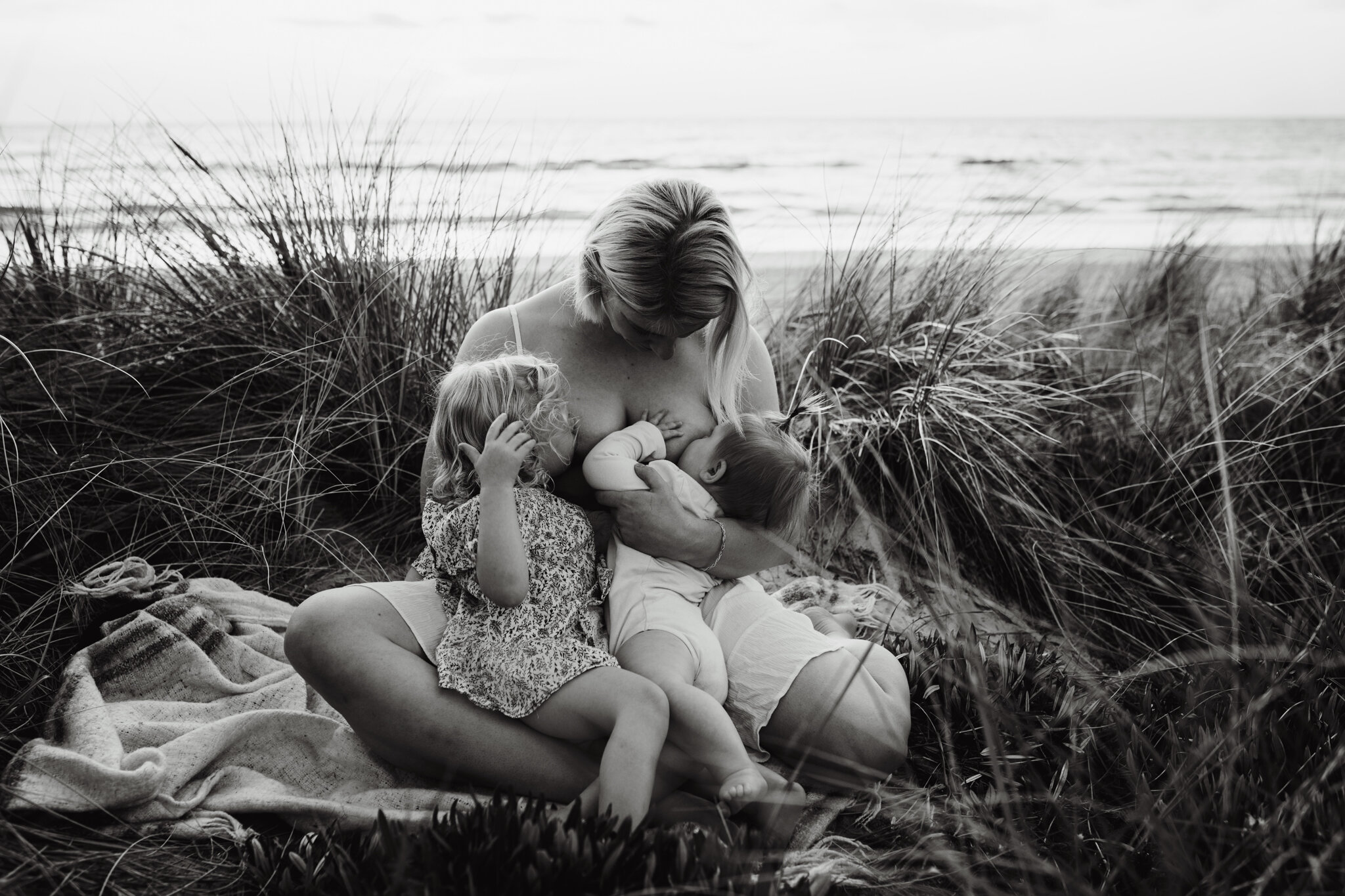 motherhood photographers to follow
