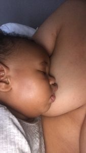 breastfeeding a child with a cold