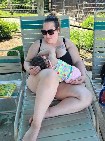 breastfeeding mother Illinois