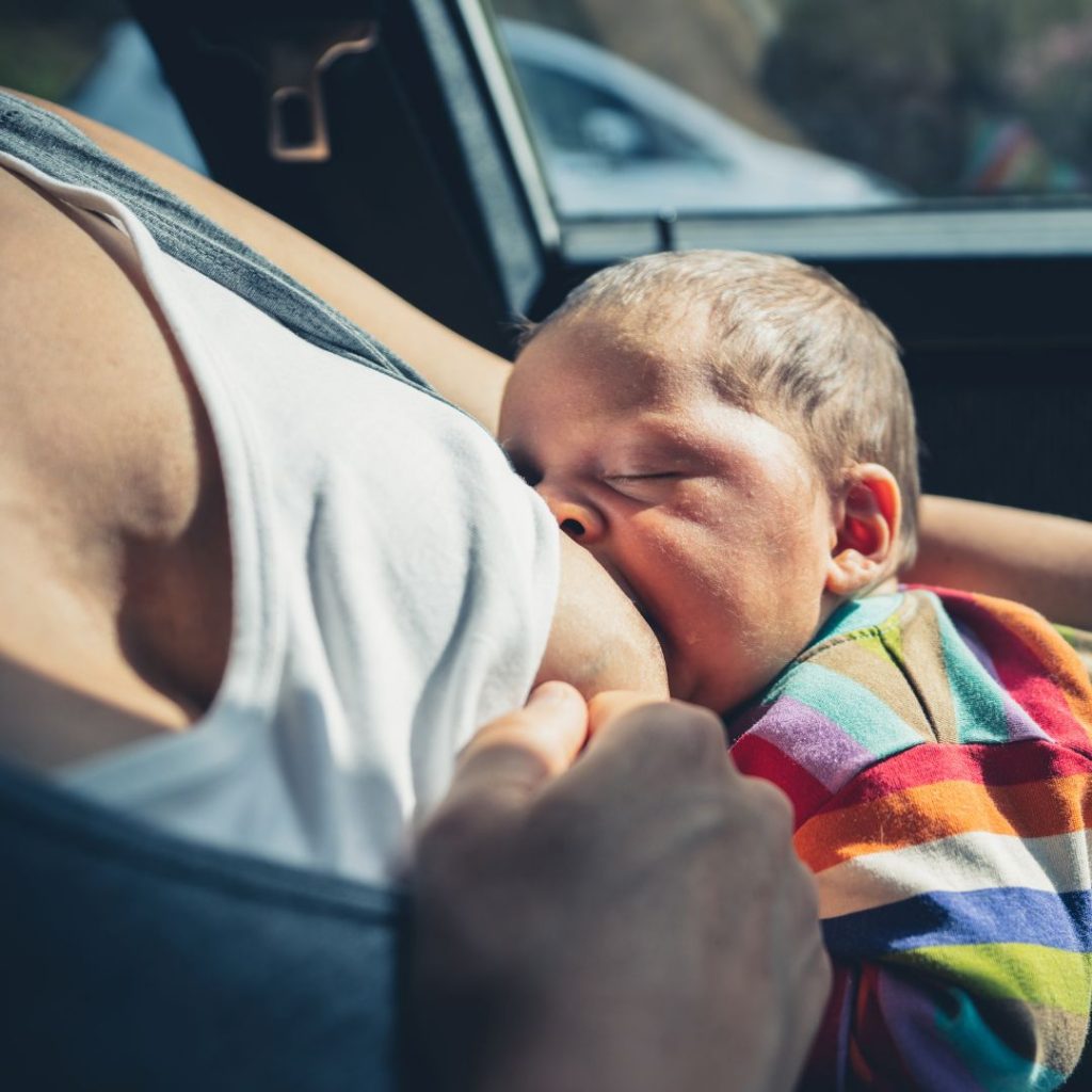 breastfeeding anunsettled baby