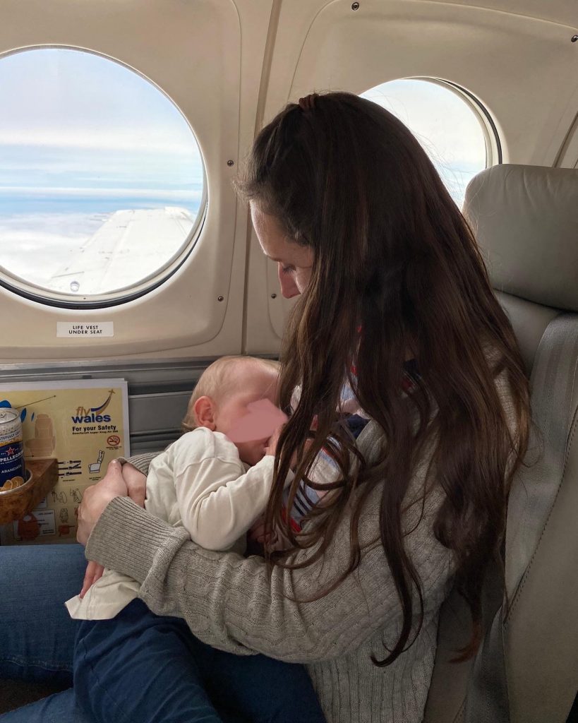 breastfeeding on a plane