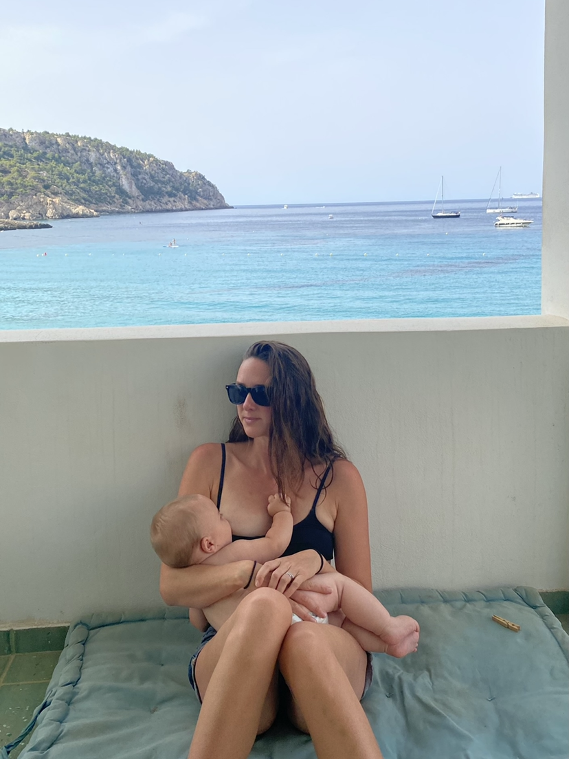 Breastfeeding in picturesque places - Mallorca