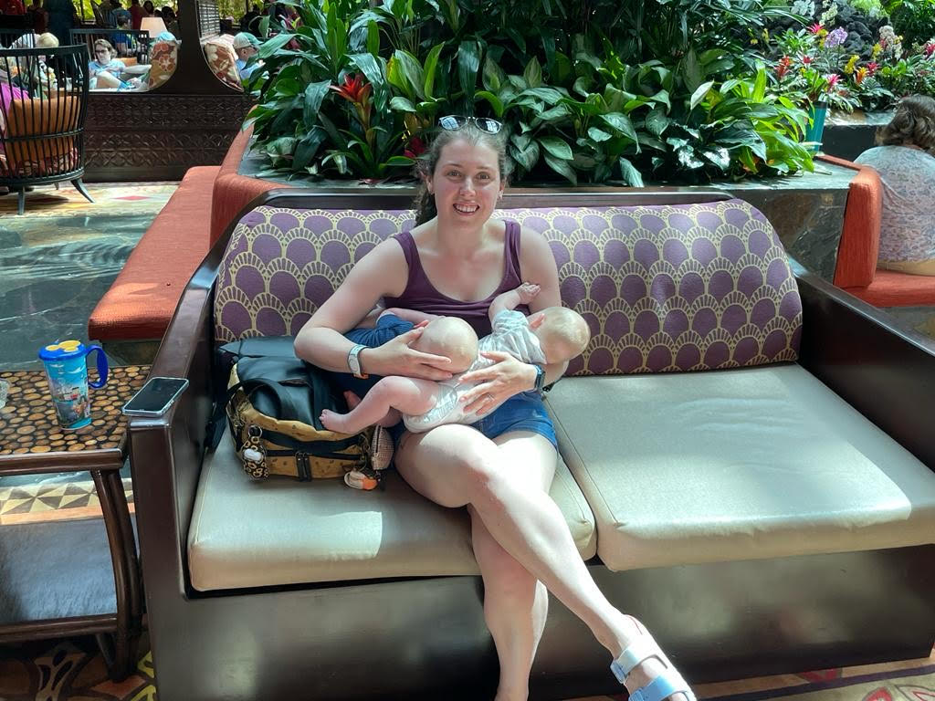 Breastfeeding at the Polynesian Resort, Disney