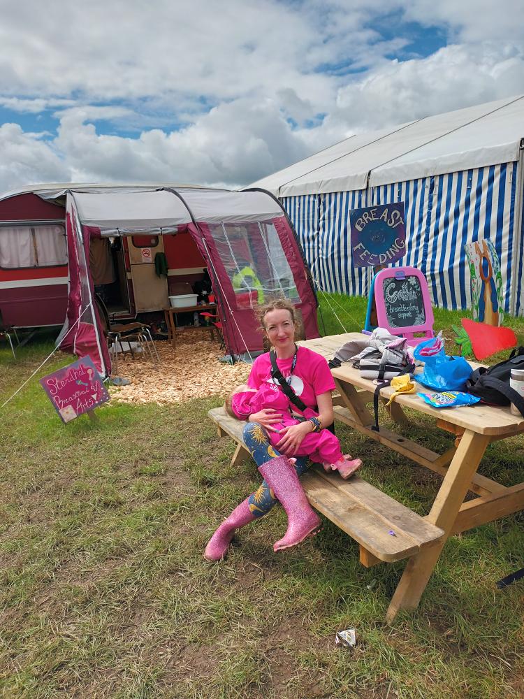 Breastfeeding at Stendhal festival