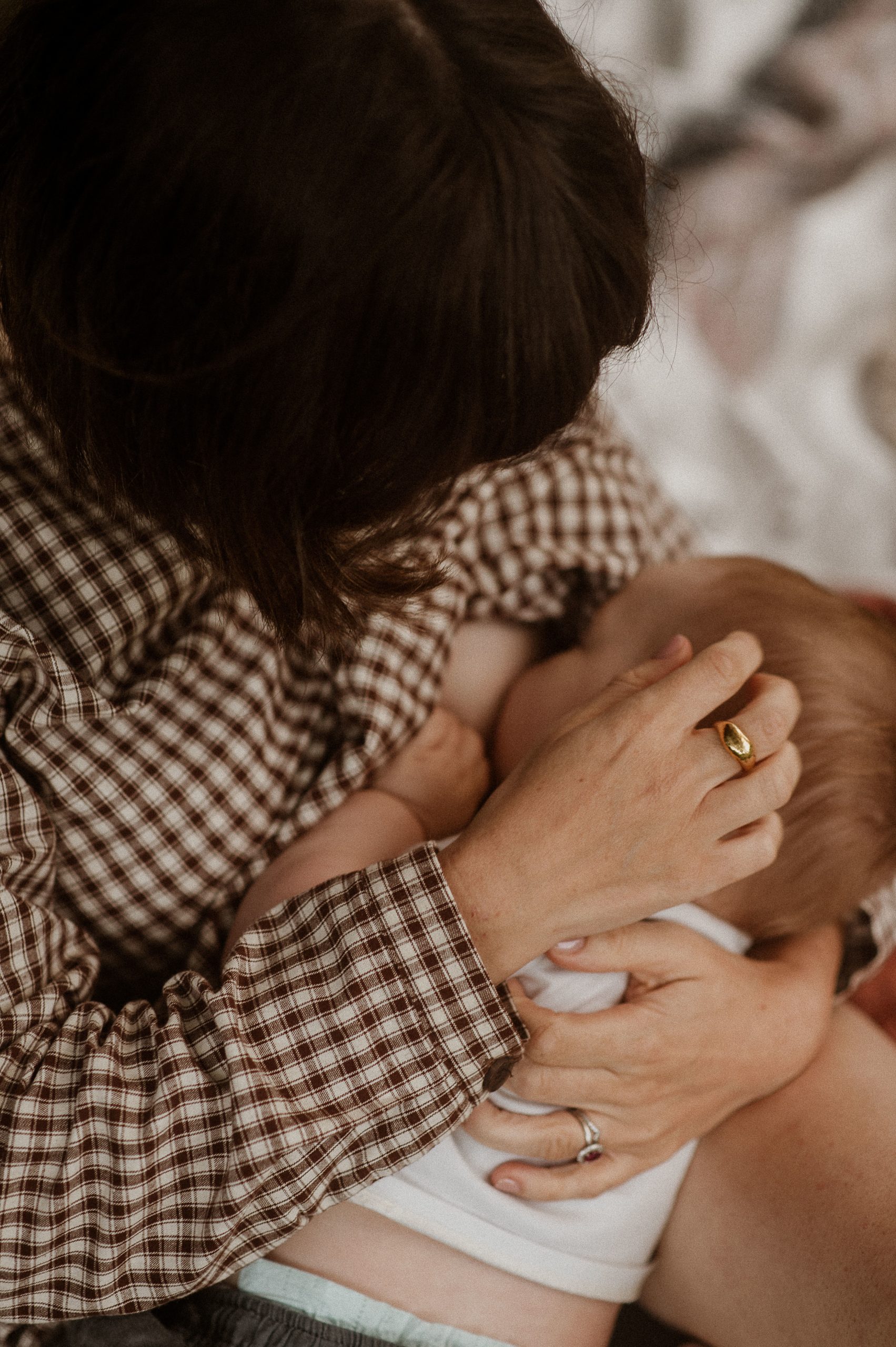 Rebecca Woodland, what to wear when breastfeeding in public