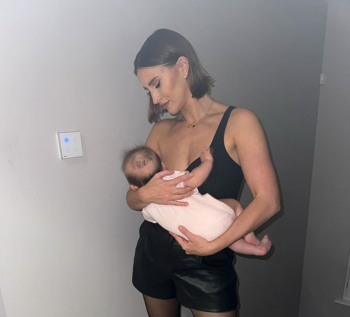 Ferne McCann breastfeeding baby Finty December 2023